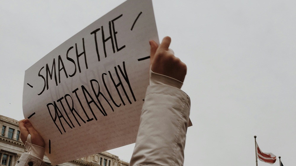 How social media is ruining the word “feminism” | Iya Wu – Grade 10